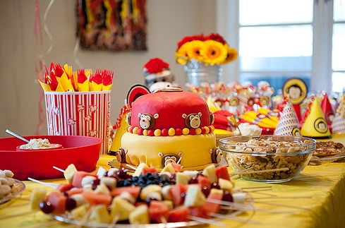 :  tips-para-hacer-una-divertida-fiesta-de-cumpleanos-para-tu-hijo_y64kf.jpg
: 25569
:  156.3 