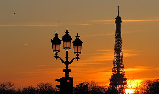 :  eiffel-tower-sunset.jpg
: 23355
:  29.7 