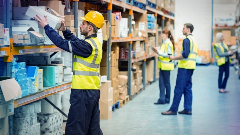 :  warehouse-workers-employees-stock-inventory.jpeg
: 615
:  271.8 